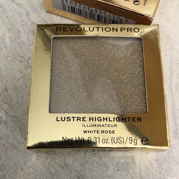 ๐ MAKEUP REVOLUTION PRO LUSTRE HIGHLIGHTER ROSE - Picture 6 of 8